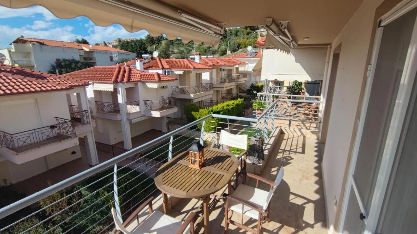 Loukas Apartment Nea Skioni